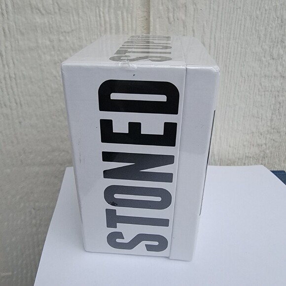 SEALED Drunk Stoned Or Stupid [A Party Game] - 250 Cards Game DSS Games 2014 - Picture 2 of 3